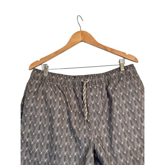 Rails Men's Kian Tin Stamp Swim Trunks Shorts Resort Coastal Size XL Gray Cream - Picture 6 of 9